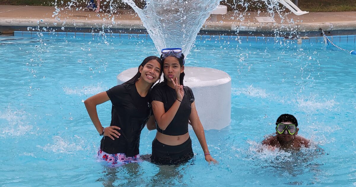 Due to the ongoing heatwave + sufficient lifeguard staffing, six seasonal pools will extend operations through September 24. 
Garrison Pool
Govalle Pool
Mabel Davis Pool
Northwest Pool
Shipe Pool
Walnut Creek Pool
- More info: shorturl.at/at569