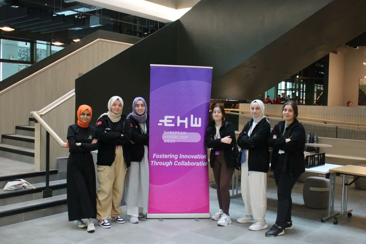 Thunderlooptt's tweet photo. As the Thunderloop team, we represented Türkiye by participating in the "European Hyperloop Week" competition held in Edinburgh between 16-24 July. 🇹🇷  We would like to thank all of jury members and our valuable sponsors who supported us in this international competition. 🚄⚡ https://t.co/KmlCifftkW
