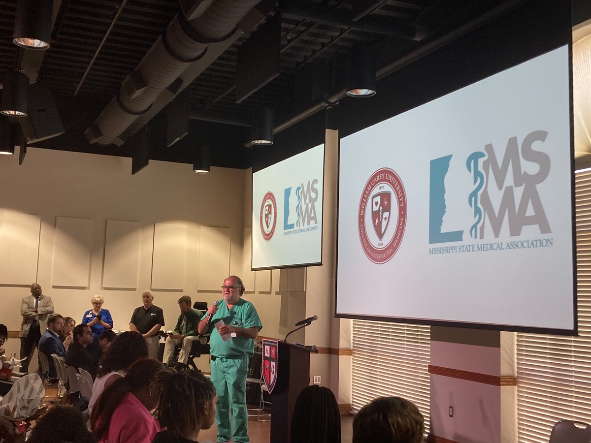Thankful to have members of organized medicine in Mississippi visit with our first year students today. Members of <a href="/DOsofMOMA/">MOMA</a> and <a href="/MSMA1/">MS State Med Assn</a> took the time to emphasize the importance of advocating for medicine in our state.