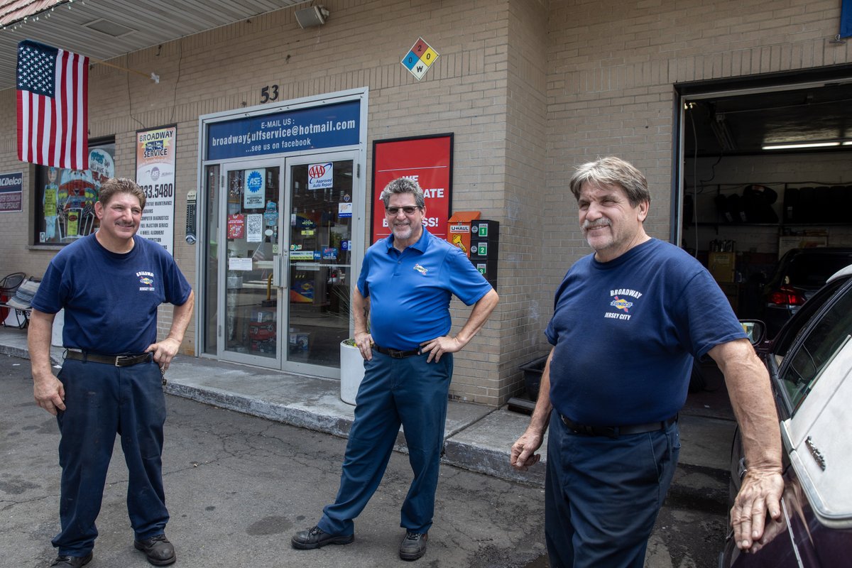 JerseyCity's tweet photo. Broadway Sunoco, family owned since 1962, began with Sam DeMarco who bought the business and started bringing his sons to the shop and gas station when they were young. Eventually, 4 of the brothers took over, sharing the work of car repair and admin duties. #JCstorefronts https://t.co/GcQqfcbNTg