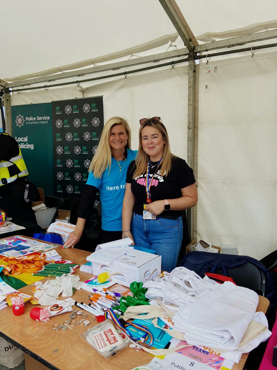 SouthernHSCT's tweet photo. Staff from our Equality, Diversity &amp; Inclusion Team joined regional colleagues in representing HSCNI at last week's Belfast Pride. 🏳️‍🌈
Thanks to all our staff that stopped by to say hello.
#TeamSHSCT #belonging #CreatingaGreatPlacetoWork https://t.co/LRseicedpp