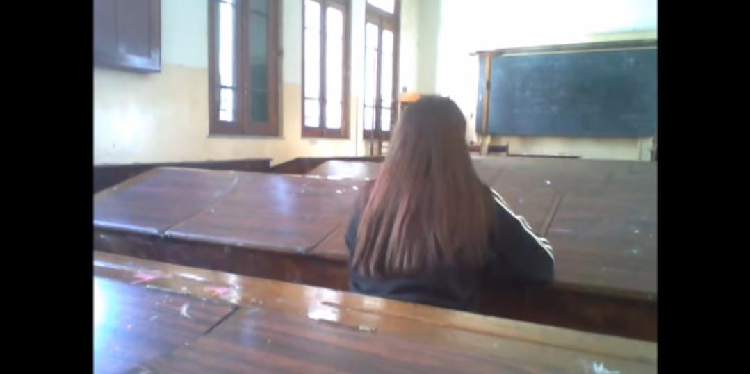 sra_ave's tweet photo. @008Yadhira @andrack02 @OoC_HatersDalas Capturas que mostró en directo, búscalo.
No hay ninguna captura diciendo que era mayor en la época en que Dalas habló con ella o antes.
La captura donde le dicen que PARECE de 15 y responde q tiene 21 es de 2017, en un Facebook donde tenía imágenes y videos en la escuela. https://t.co/trvZzsZ9Zr