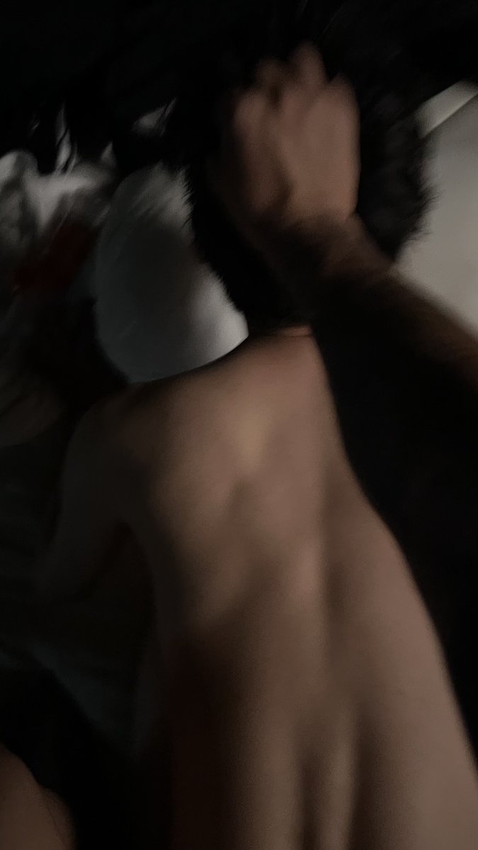 性欲バグりすぎて一晩中バチボコ犯されてるんかわええ