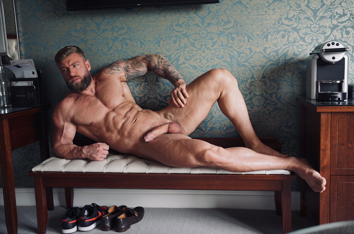 mattygilbert69's tweet photo. Comfy… https://t.co/6QmJkQjUK6