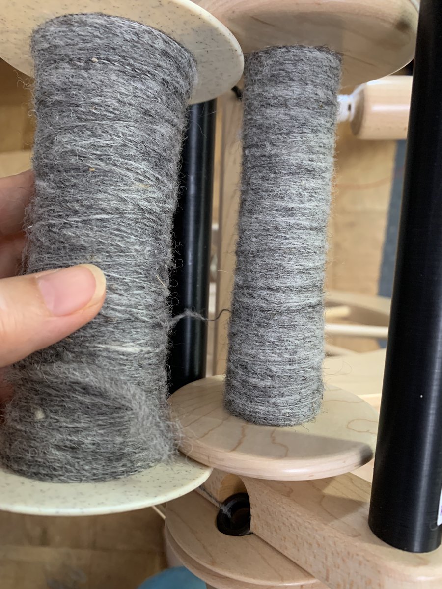 RoxMpls's tweet photo. @woolhour I'm spinning up some WAM roving (wool, alpaca, mohair) that I picked up this weekend at the farmer's market. https://t.co/xI0Lq6NN5a