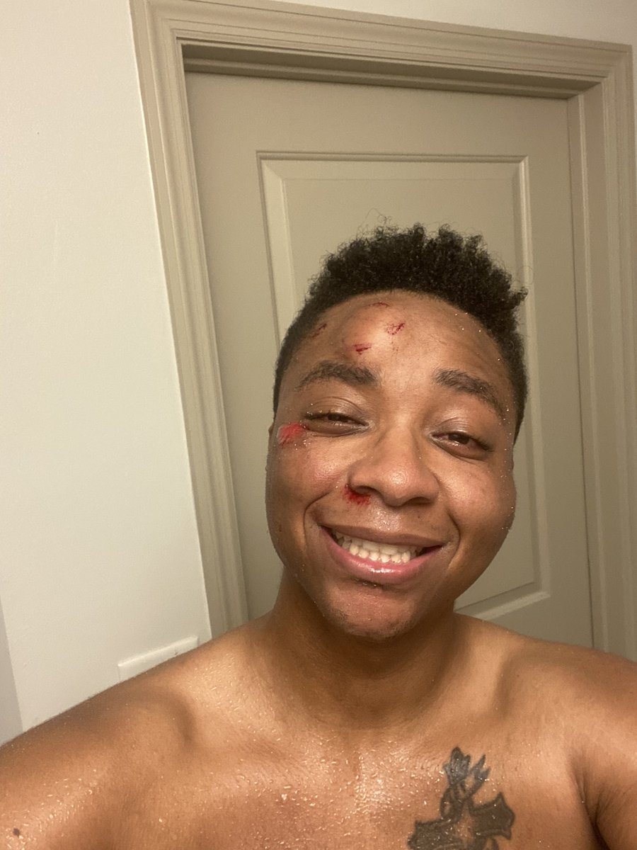 XAVItheFish's tweet photo. Meanwhile in Miami… https://t.co/CYXPXENNFZ