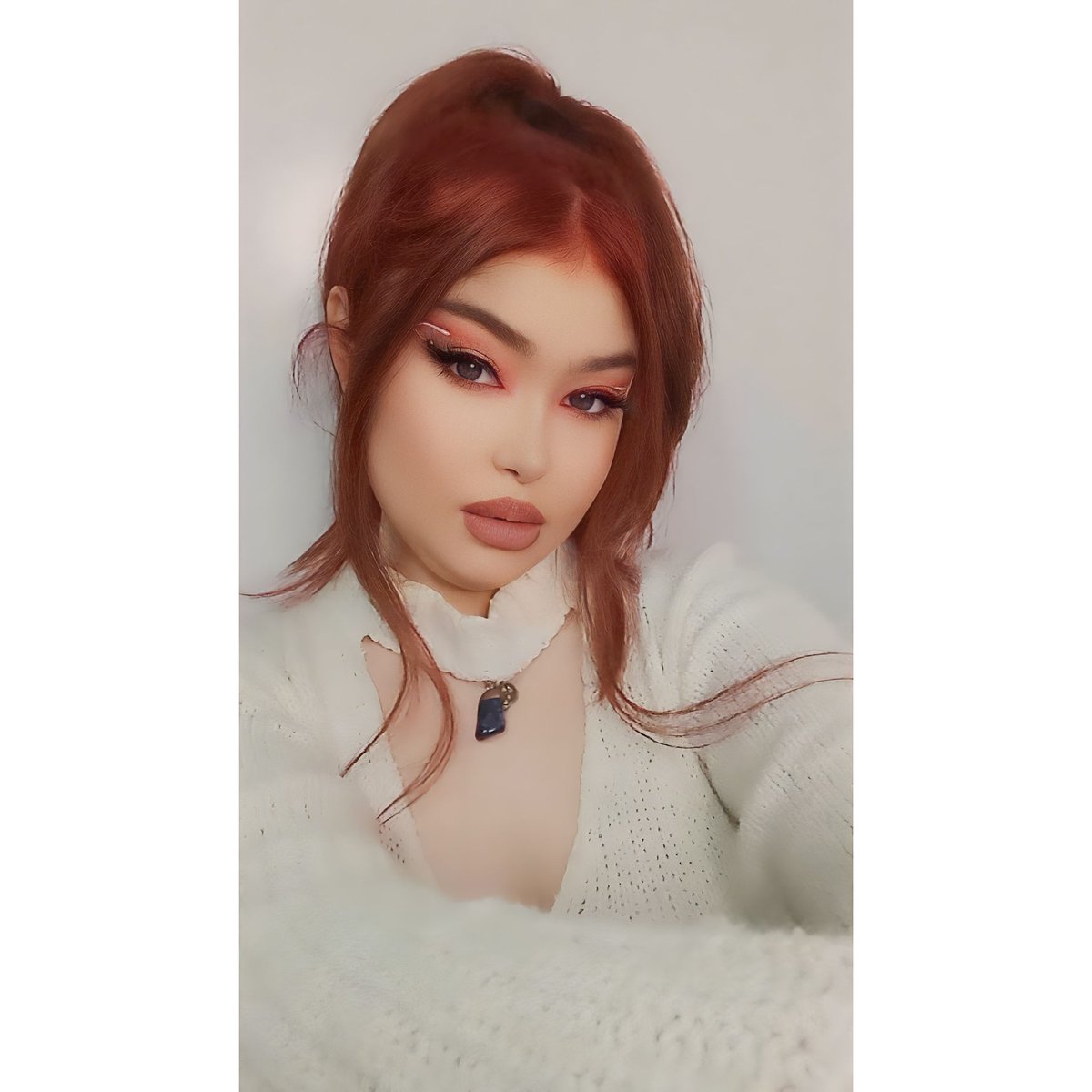 NexucoD's tweet photo. Makeup rojo con delineado blanco como neón 🤍

Paleta de sombras #ushas 
Base de #ushas 
Delineador de #ushas 
Y más podés encontrar en @ushasuruguay 

#makeup #makeupideas #makeuptransformation #makeuptumblr #makeuppinterest #makeupasehatic #makeuplooks https://t.co/14Bg2EkmdT