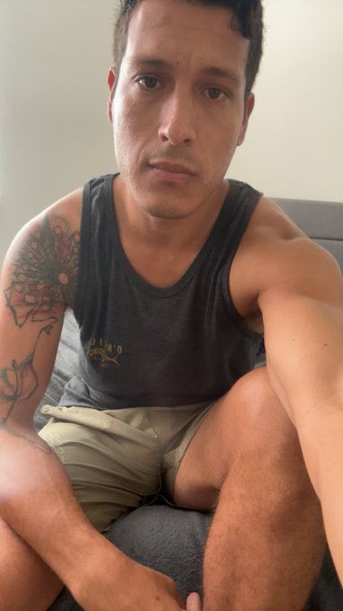 Me clothed what do you guys think? https://t.co/u9cSNP0tbk<a href="/tag/balls"class="tags"><span>#balls</span></a><a href="/tag/nsfw"class="tags"><span>#nsfw</span></a><a href="/tag/onlyfans"class="tags"><span>#onlyfans</span></a><a href="/tag/uncutmex"class="tags"><span>#uncutmex</span></a>