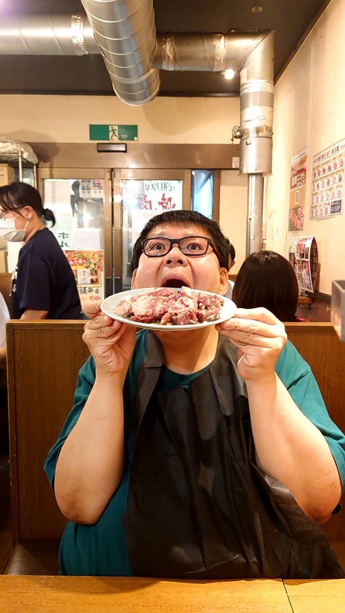 Pontako1204's tweet photo. 焼肉ウマシ🤤❤️　　#焼肉　#焼肉グルメ　#中央区グルメ　#東京グルメ　#肉　#焼肉ここから　#焼肉ここから人形町　#人形町　#人形町グルメ　#meat #yakiniku #diner #bbq #niku #tokyo https://t.co/yxKesKKRoy