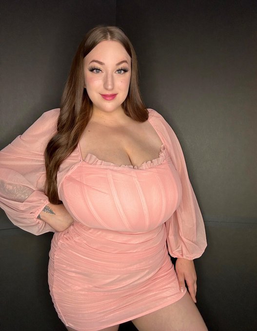 24🎂💖 All I want for my birthday is you to RT this😌 https://t.co/KOrXEuD8Km