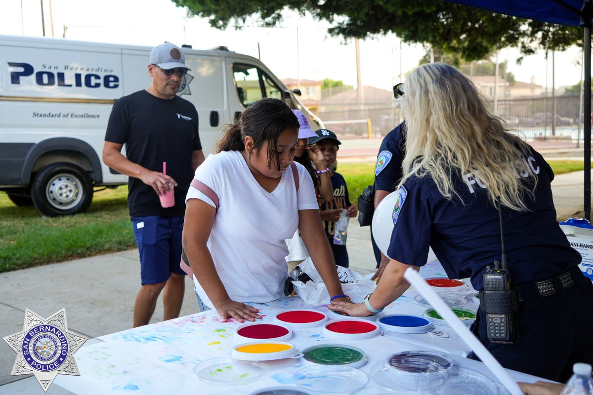 SanBernardinoPD's tweet image. Now THAT&apos;S A Party! 🥳🎉

National Night Out is an annual community-oriented event of family fun. 

This event might be over, but you know when to expect it next year! National Night Out is always the first Tuesday of August. Don&apos;t forget to set your calendars! 😉

@SBPD_CHIEF
