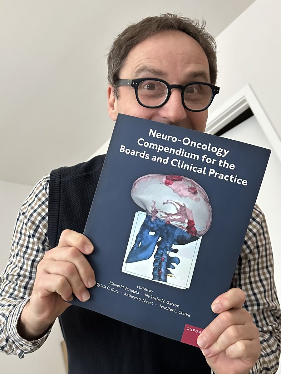 It arrived in the mail!!! So happy and proud to hold it in my hands!!! Grateful to my co-Editors, @OUPMedicine and @CraigAPanner for making it all possible!