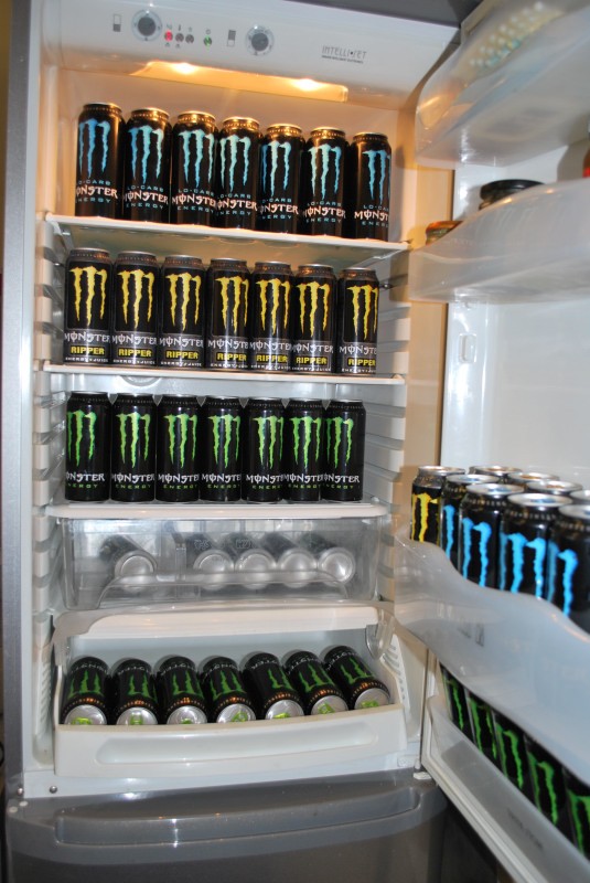 <a href="/OSRS_Happy/">Happy</a> just went to the shop to stock up for tonights valorant grind 💖