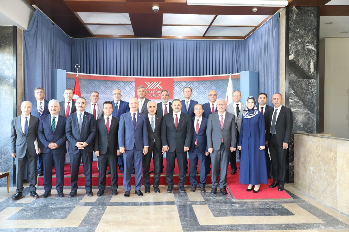ybuankara's tweet photo. Rektörümüz Prof. Dr. Ali Cengiz Köseoğlu, Yükseköğretim Kurulu Başkanlığı’nda düzenlenen törende mazbatasını YÖK Başkanı Prof. Dr. Erol Özvar'dan aldı.
@acengizkoseoglu https://t.co/Xxca5icDYm
