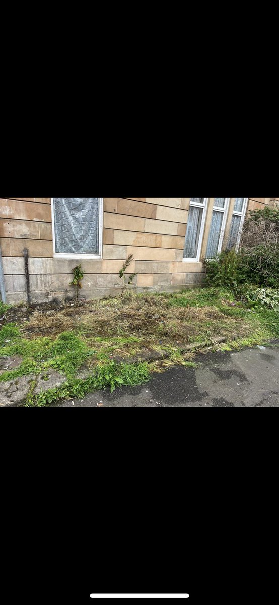 Excelenviron's tweet photo. Excel technicians do a great job again so proud of team they uplifted this bulk in Govan Hill today for Glasgow city council #greatworkguys https://t.co/o7S1HRZWFO