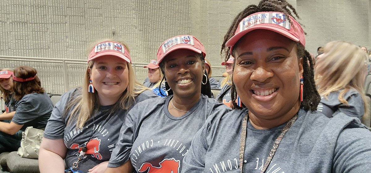 Jasminn Moore tweet media