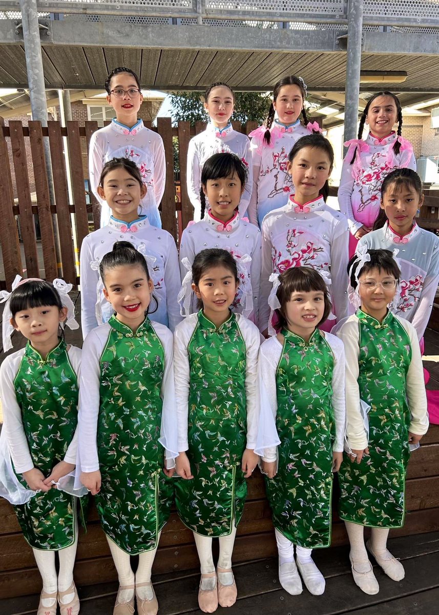 Our <a href="/Carlton_Public/">Carlton Public School (Official)</a> students come from diverse cultural backgrounds so it was great to see their Education Week celebrations highlight the rich contribution of cultural diversity. Students wore traditional cultural dress &amp; performed for their community. Well done! #EdWeek23