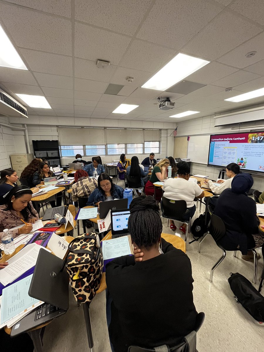 Connecting to content. <a href="/ela4me/">Tina LaFrance, M.Ed.</a> <a href="/AldineISD/">Aldine ISD</a> #AldineRising