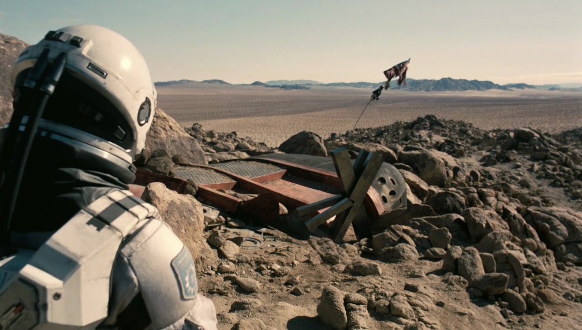 NolanAnalyst's tweet photo. Interstellar (2014) dir. Christopher Nolan https://t.co/T3yc4e4BG8