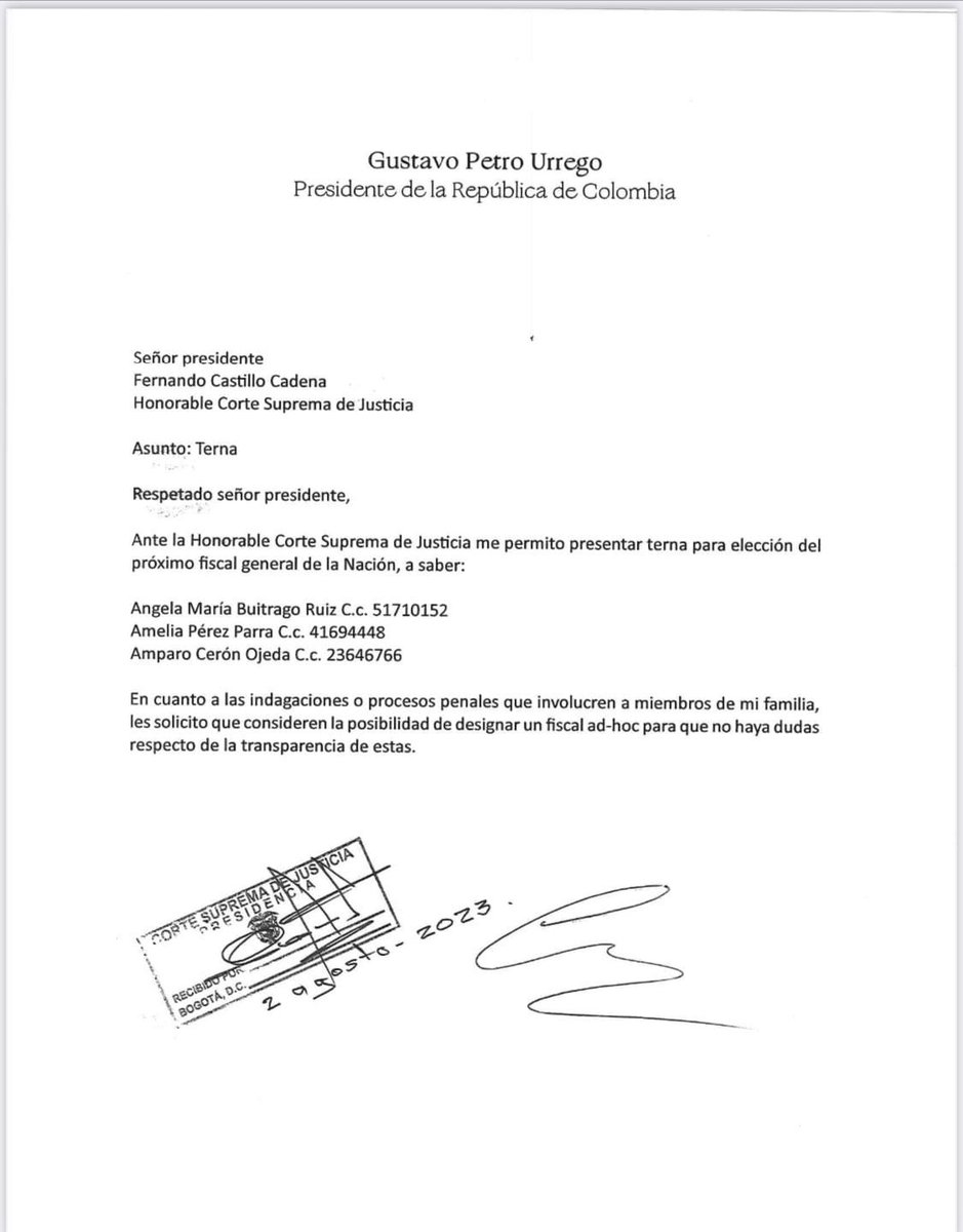 JenniferOlivero's tweet photo. La doctora Angela Buitrago es una mujer demasiado capacitada y preparada para este cargo. Es una mujer estudiosa, imparcial, aguerrida pero sobre todo una grandiosa PENALISTA! Los mayores éxitos para ella! https://t.co/1d3SHpObRs