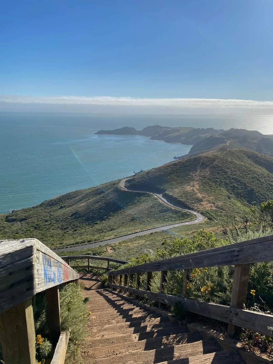 daversifier's tweet image. Golden Gate Bridge, San Francisco, CA, USA, Marin Headlands Hiking #Hiking #California #GoldenGateBridge #Scenery #Enjoy #Adventure