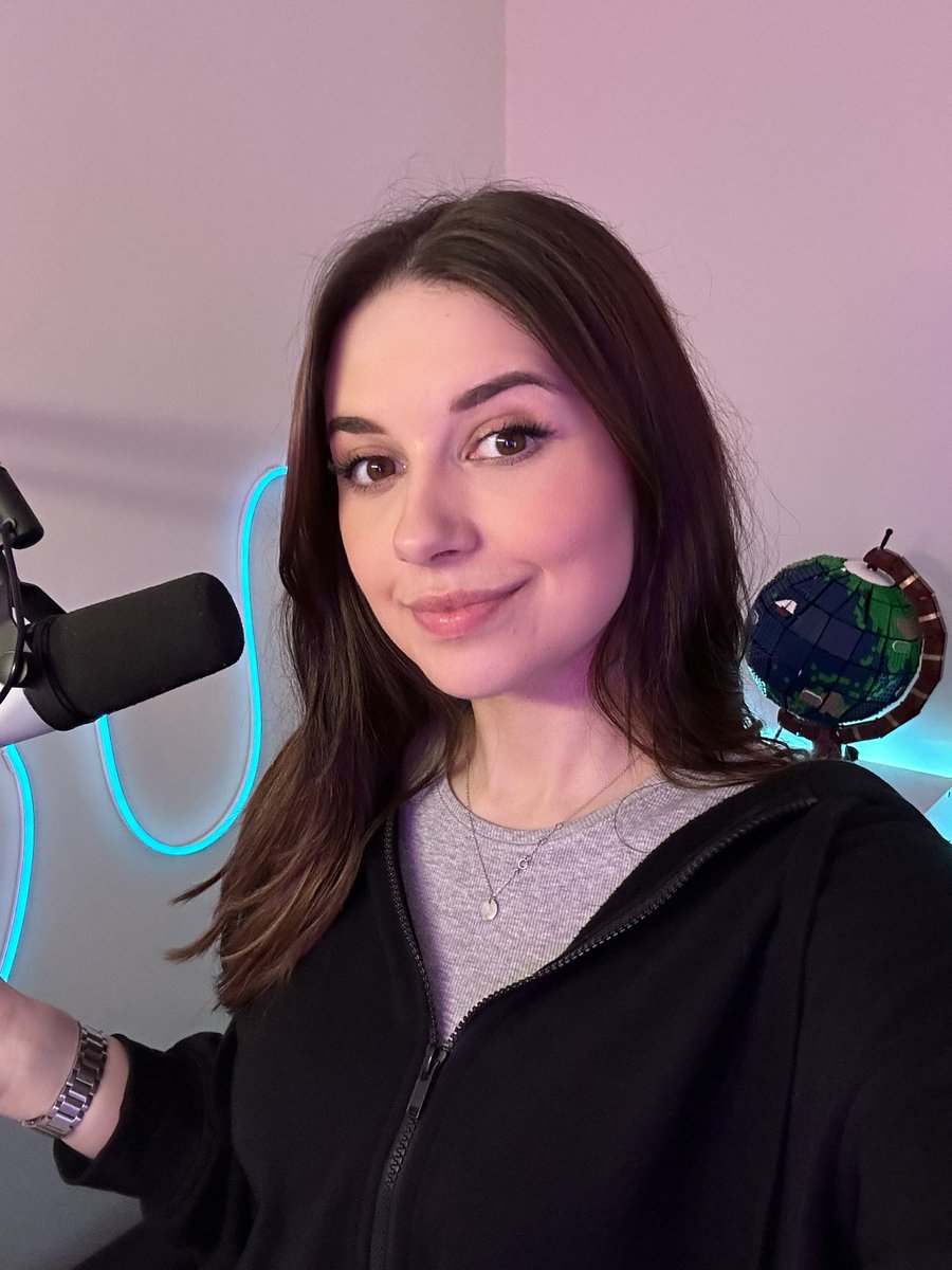 Head over to my stream on the front page, we're playing Only Up and talking about The Royal Navy Engineers! #ad

ttv/harrie or link in comments