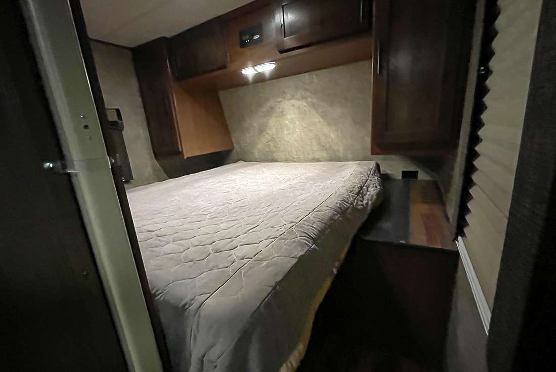 SylvanLakeRV's tweet image. Look inside this 2017 Outdoors RV Black Rock Back Country Series 23BKS (Stock# 5340), a travel trailer for all seasons and outdoor environments!

sylvanlakerv.com/listings/2017-…

#PreOwnedRV #rvforsale #RedDeer #alberta #bunkmodel #traveltrailer