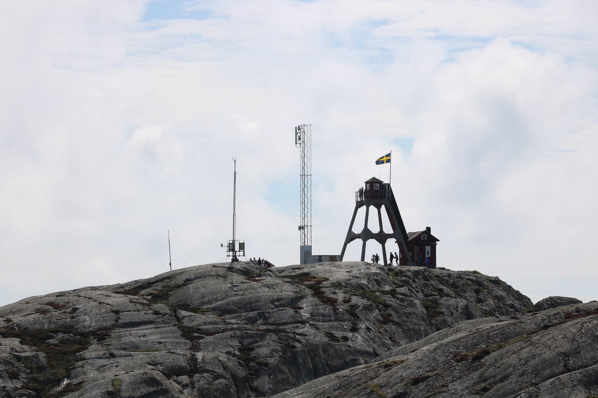 MariaIPersson's tweet image. Semesterns soligaste dag spenderades så långt västerut det går att komma i Sverige. #väderöarna #bohuslän