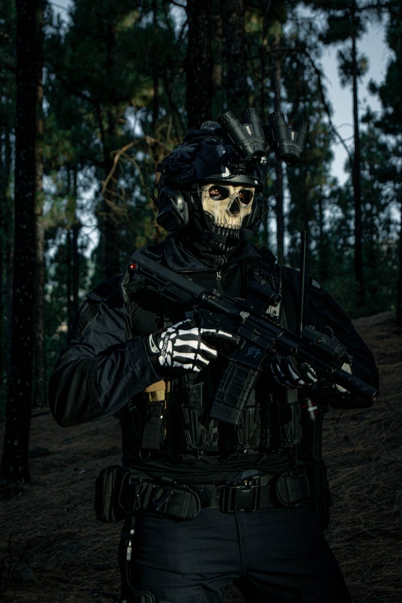 Bat_Ghost_'s tweet photo. ready for the new season!
• 
@CallofDutyUK 
• 
#CallofDuty #ghost #ghost #mw2 #ghostmw2 #callofduty #callofdutyghost #modernwarfare #callofdutymodernwarfare #cosplay #cosplaying #fyp https://t.co/JqueRyYnUI