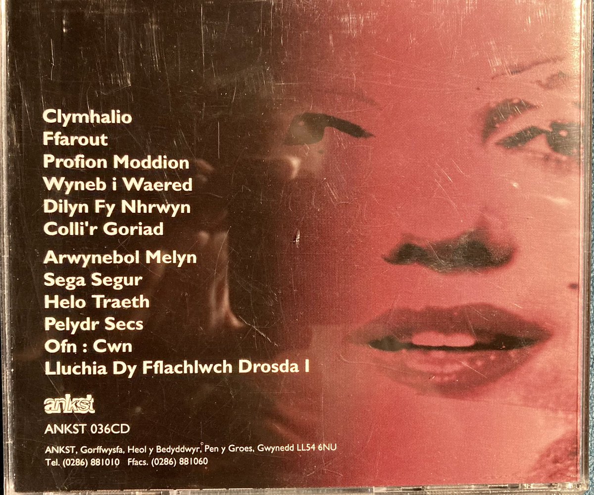 Peth Bach Crwn tweet media