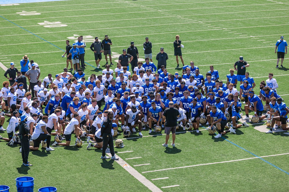 This Team. This Season. #4sUp