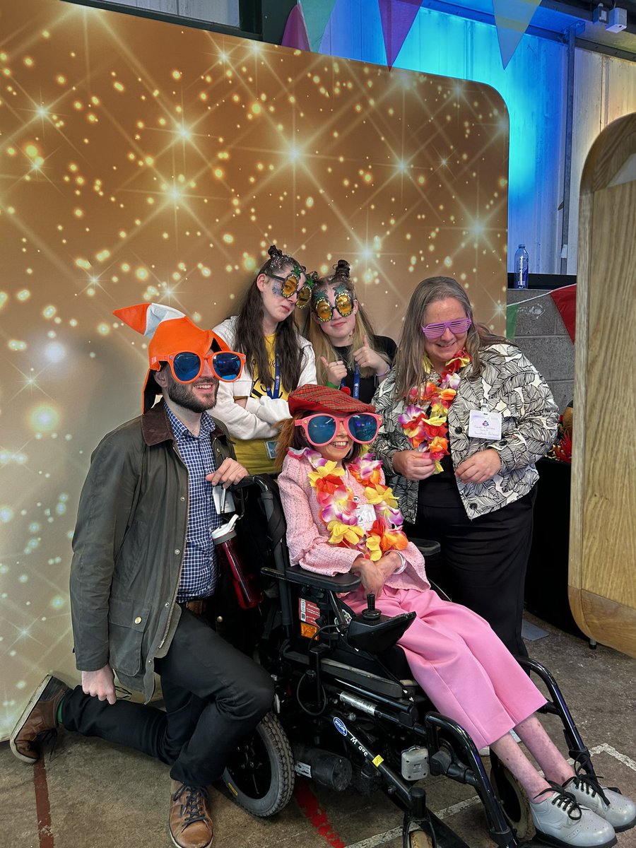 GlasgowPam's tweet photo. What a day at the Scottish Young Carers Festival🙌.
An amazing event, with amazing young people.
Had a ball.
*Loved* the Therapets🩷, and the Photo Booth with @CMochan @PaulJSweeney & some festival goers🙌.
#SYCF https://t.co/R74CMmDvzC