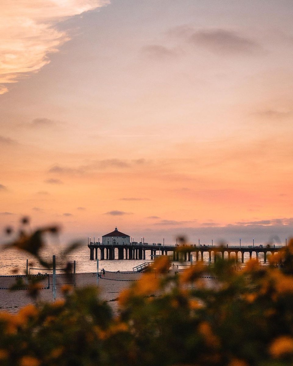 downtown_MB's tweet photo. π
Tag a friend to let them know you want to take a sunset stroll this week! Captured by @jeffreyg619β
β
#DowntownManhattanBeach #MBLocalLove #manhattanbeachpier #piershot #homesweethome #beachlife #manhattanbeach #LAphotographer #MBphotographer #strandlife #sunsetlover https://t.co/mfSc2XBhN2