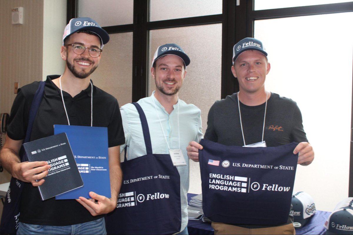 ELPrograms's tweet photo. Welcome 2023-2024 Fellows! 

The English Language Fellow Program is hosting a pre-departure orientation for all English Language Fellows going abroad for 2023-2024 fellowships. There are 180 projects in 71 countries.

#ExchangeOurWorld #LifeofaFellow https://t.co/eUMtj0SW3w