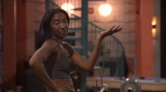 itsmyhoh's tweet image. one last appreciation post for @TheTayMack before the new season starts today! she was everything we could have asked for in a winner, and last season would have been a whole different story if she hadn’t won. she’s the longest reigning winner, and a true queen. 👑 #bb24 #bb25