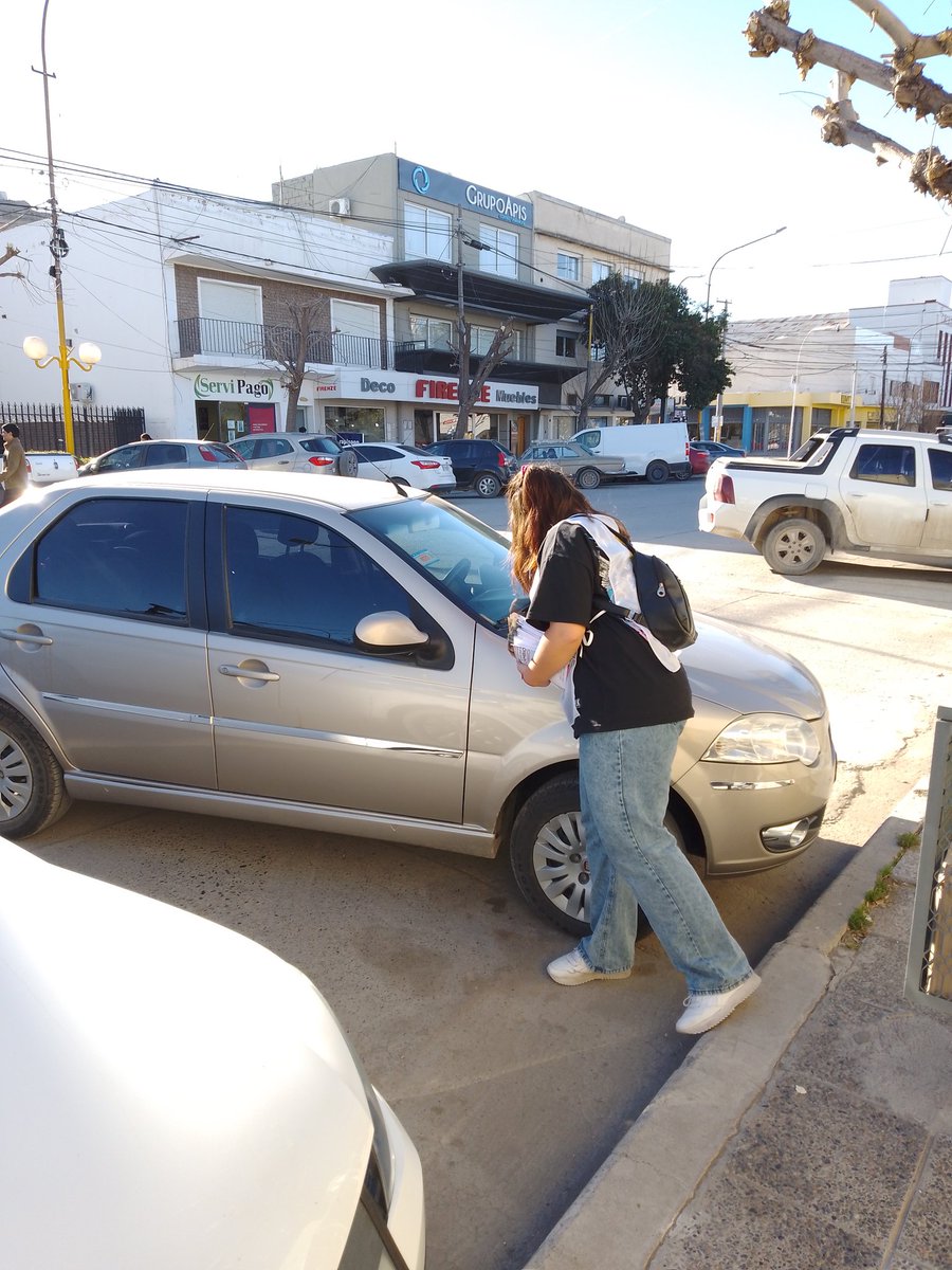 En Villa Regina seguimos llevando la boleta del cambio.
#HagamosElCambioDeNuestrasVidas 

<a href="/horaciorlarreta/">Larreta</a> | PRESIDENTE
<a href="/rbrusa22/">Roberto Brusa</a> | DIPUTADO