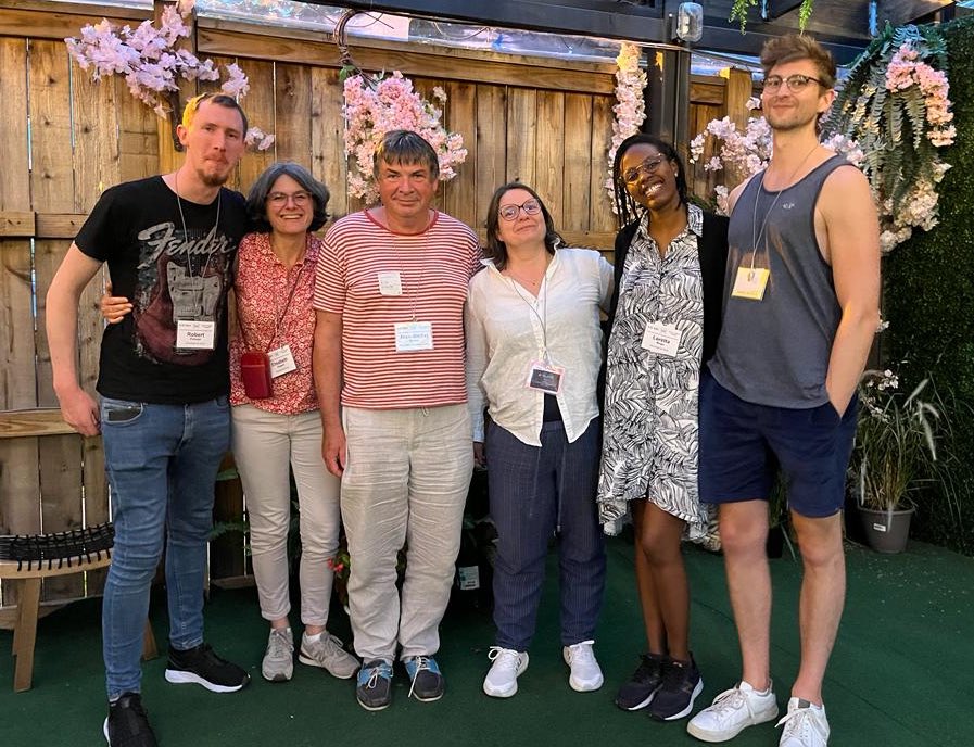 HerniouE's tweet image. The #IMIP team of @IRBI_Tours came in force to #SIP2023 @SocInvPathol at the university of Maryland to support our @insectdoctors candidates.
🎤presenting work on interactions between endo- &amp;amp; exo-genous viruses, and microbiota in many insects: parasitoid wasps, #BSF, moths.. 🪰🦋