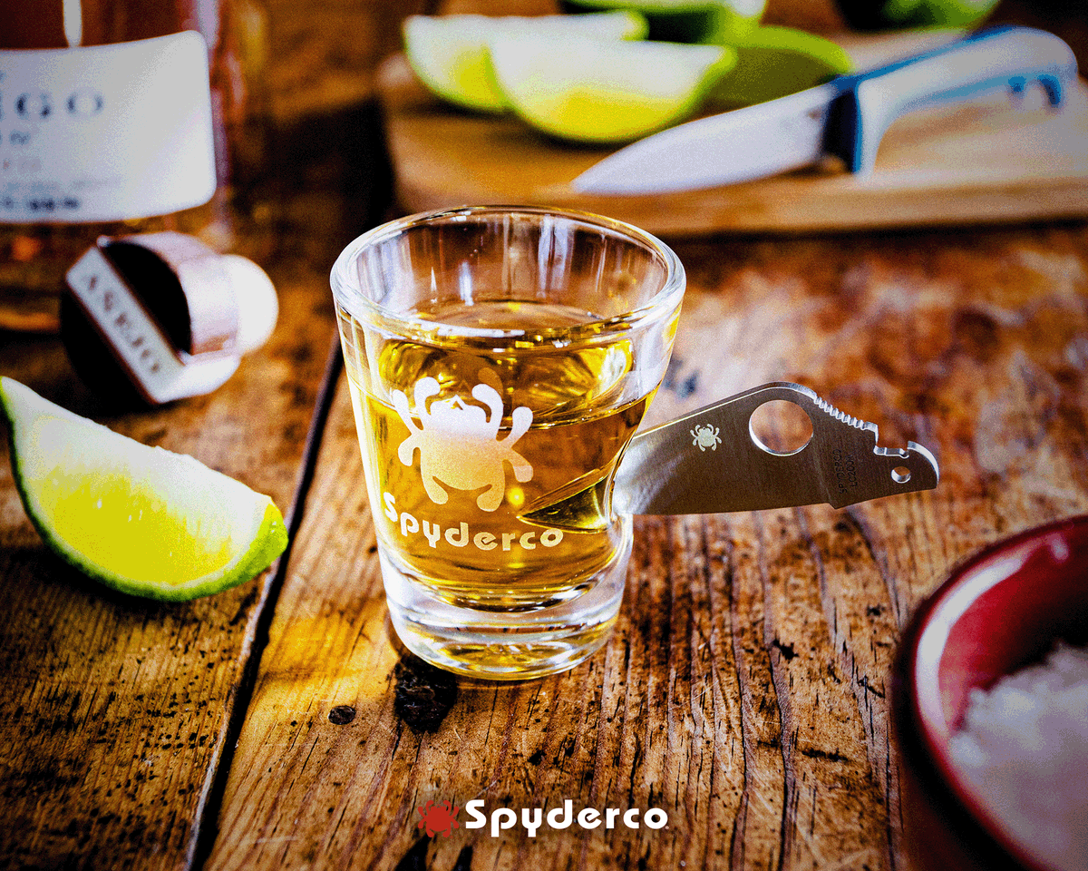 SpydercoKnives's tweet photo. Take your best shot with a Spyderco Shot Glass! Made in the USA by BenShot, its "handle" is a genuine Ladybug crafted from LC200N. Cheers!

#Spyderco #BenShot https://t.co/ZBmxEY0MqZ