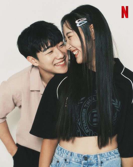 rosegothics's tweet photo. Someone know if this two are still together? #nineteentotwenty https://t.co/55xgjToJtp