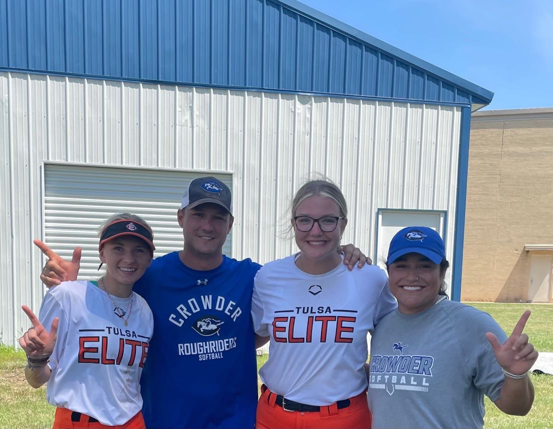 izzybrainard's tweet photo. Had an amazing time at the @CCRoughridersSB Prospect Camp! Thank you Coach Barnes, Coach P, and the players who helped out today! Loved everything about it!! #roughemup https://t.co/VwAm1syKm9