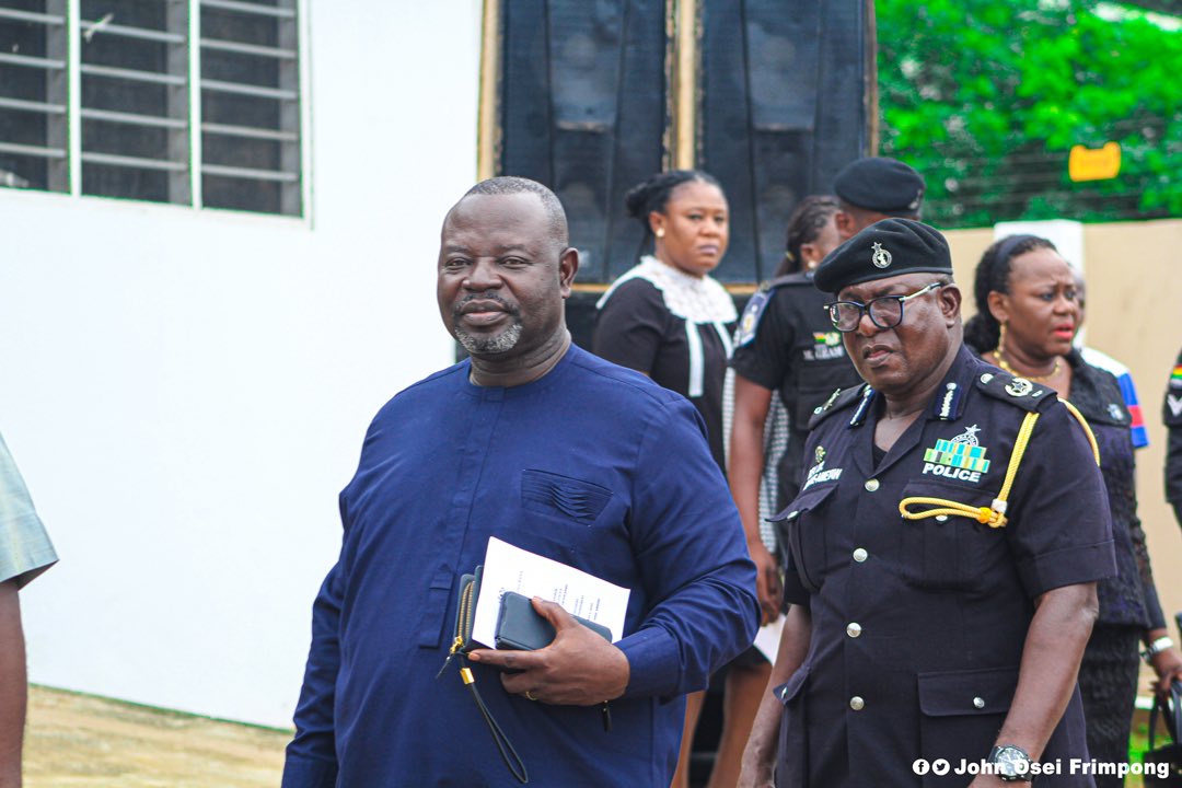 JohnOFrimpong's tweet photo. Yesterday, 1st August, 2023, I joined the Chief Justice of the Republic of Ghana, Her Ladyship Gertrude Torkonoo and Birim North DCE, Hon. Remond Nana Damptey to inaugurate a newly constructed Circuit Court in New Abirem. https://t.co/0Baf6sZgHW