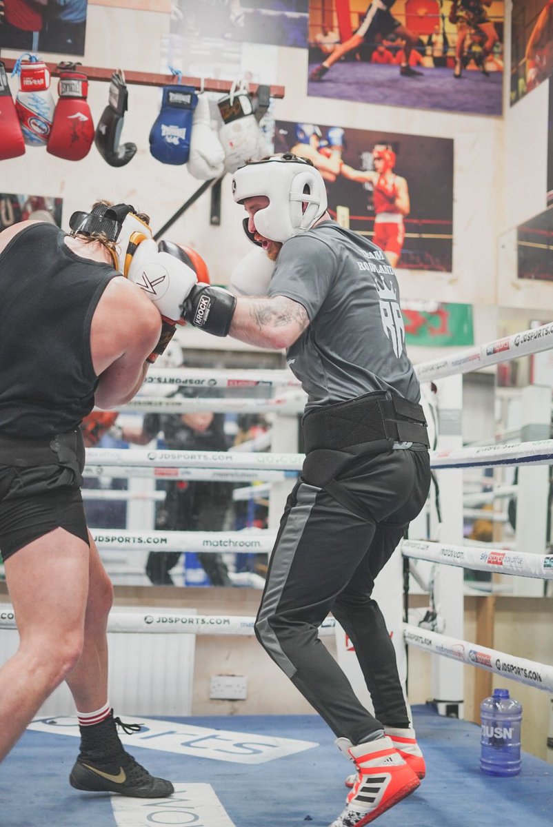 Fight news very soon guys 👀👀