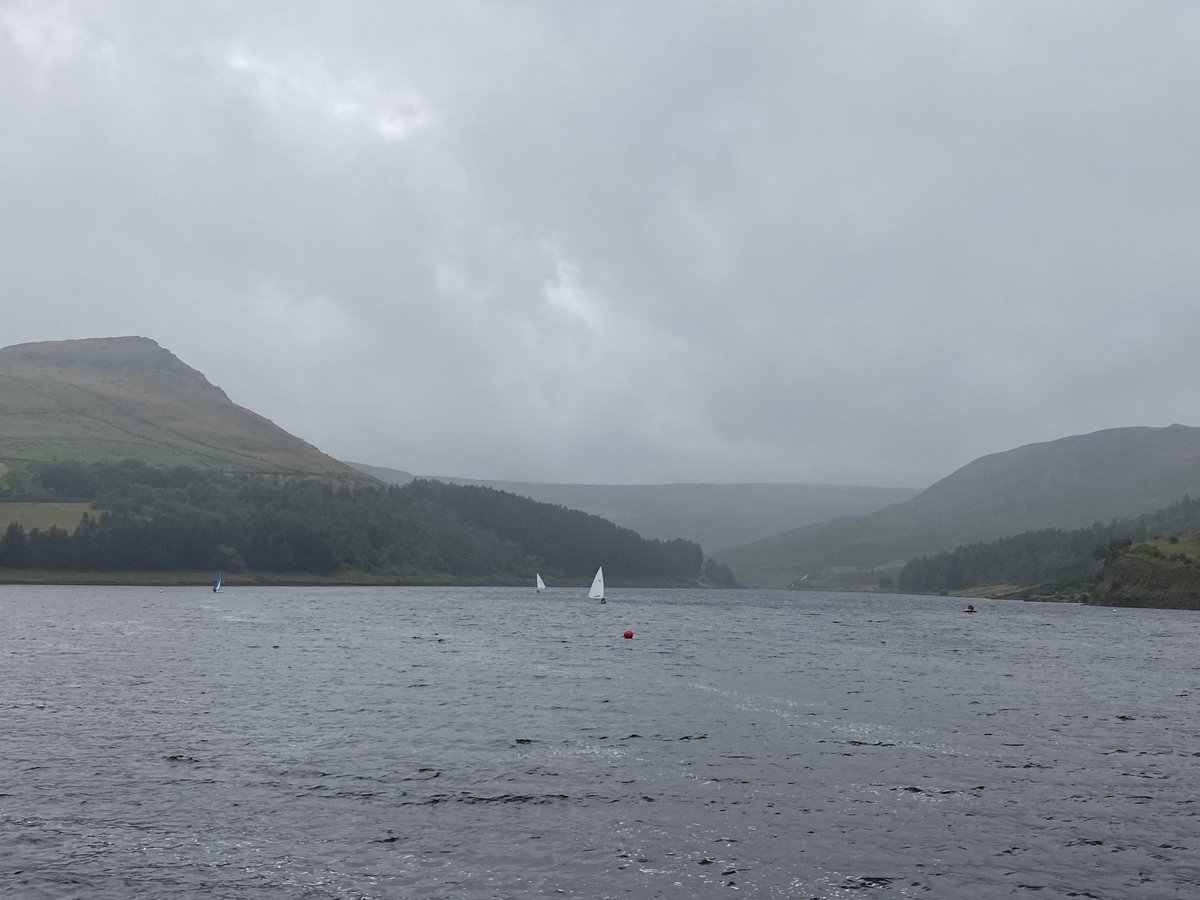 improvemydiet's tweet photo. Late evening #ExerciseWalk around the beautiful #Dovestone in the #PeakDistrict 
 #WeActiveChallenge https://t.co/RxPxRzPmWK