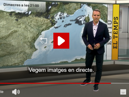 Virgili7's tweet photo. Avui al TN vespre de @tv3cat:
• @LluisCaelles: "els silos". Text escrit: 'les sitges'.
•Jofre Janué @jjanue: "anem a veure imatges en directe" (sense moure's del lloc). Text escrit: 'Vegem imatges en directe'.
Què és això? No ho podrien dir bé directament i no sols per escrit? https://t.co/ozEdbvjKKB