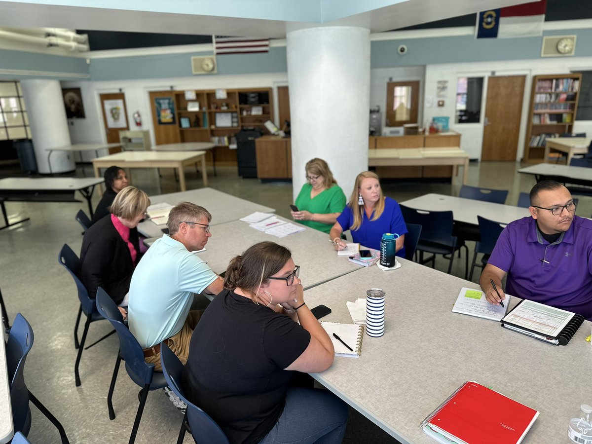 PSJMiddle's tweet image. We enjoyed meeting with the Washington City Schools leadership teams today! Great things coming for our community!