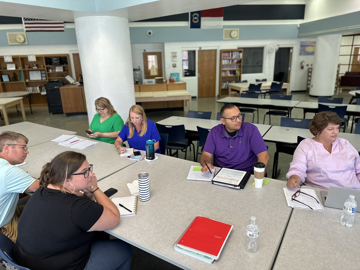 PSJMiddle's tweet image. We enjoyed meeting with the Washington City Schools leadership teams today! Great things coming for our community!