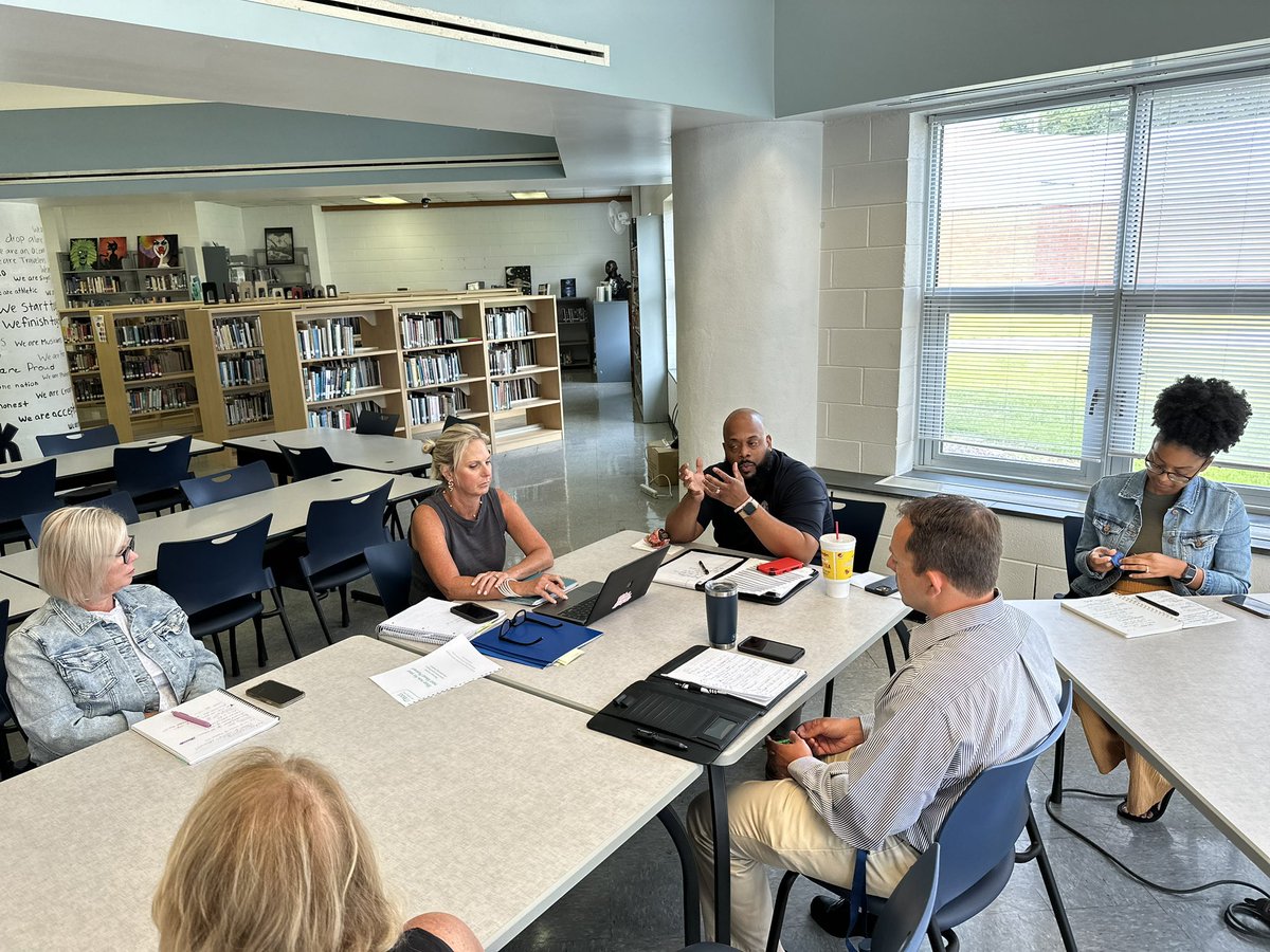 PSJMiddle's tweet image. We enjoyed meeting with the Washington City Schools leadership teams today! Great things coming for our community!