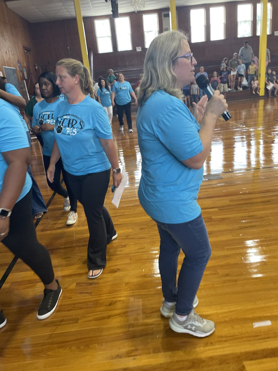 CicelyJacob7's tweet photo. 🎶Welcome Back! Welcome Back! 🎶
Plaucheville Elementary School
Open House
Parent Meet &amp; Greet
Fostering strong community relationships benefits students, parents, and the school. 
Creating a sense of responsibility and belonging for ALL❤️
#place2B23
 #avoyellesparishschools https://t.co/IniWAyTbNP