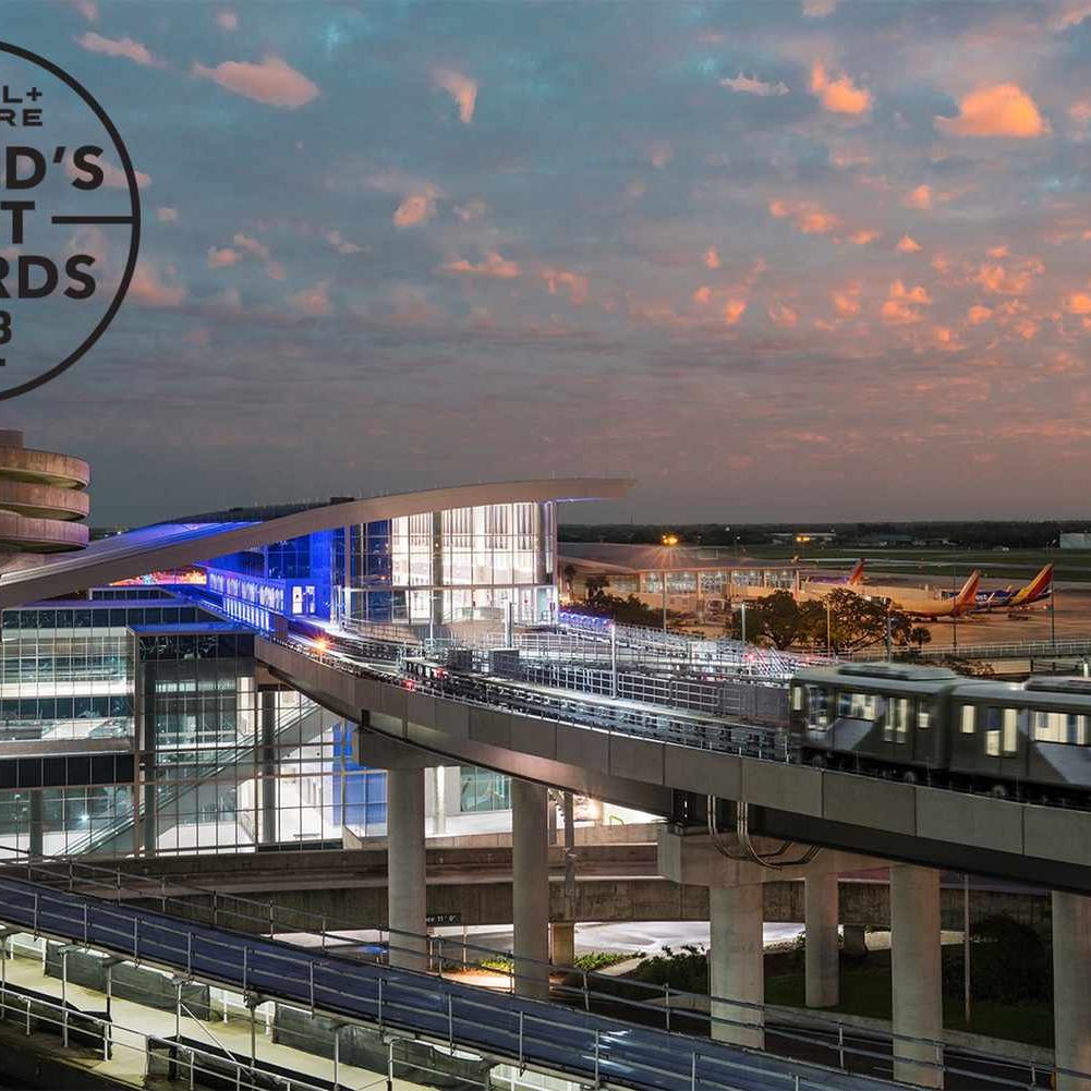 Travel + Leisure Readers' 10 Favorite Domestic Airports of 2023 bit.ly/3Og9LbD