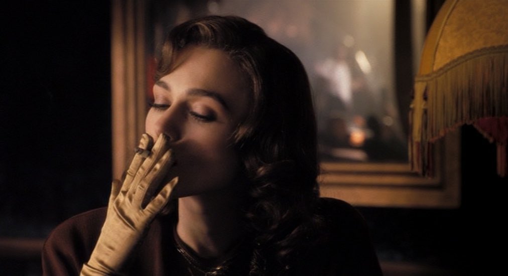 historydramas's tweet photo. her job is just cigarette and serve period drama cunt https://t.co/UfHo7QQGAG